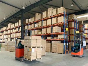 解析重型貨架晃動(dòng)的原因及解決辦法